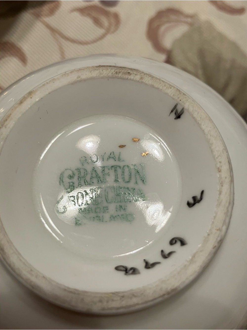 ROYAL GRAFTON FINE BONE CHINA MADE IN ENGLAND - Picture 3 of 8